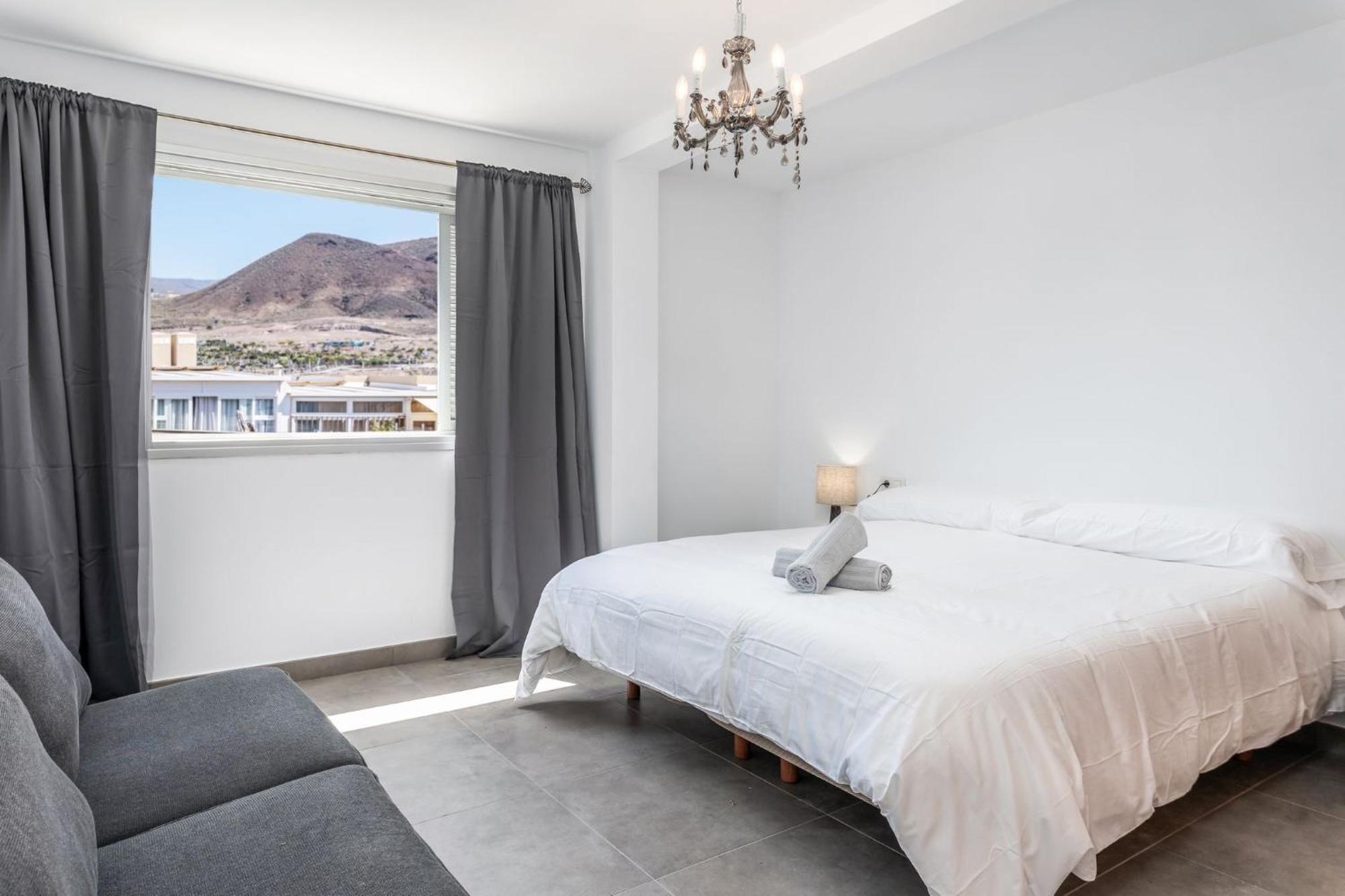 Hayam Apartamento 1 Los Cristianos  Exterior photo